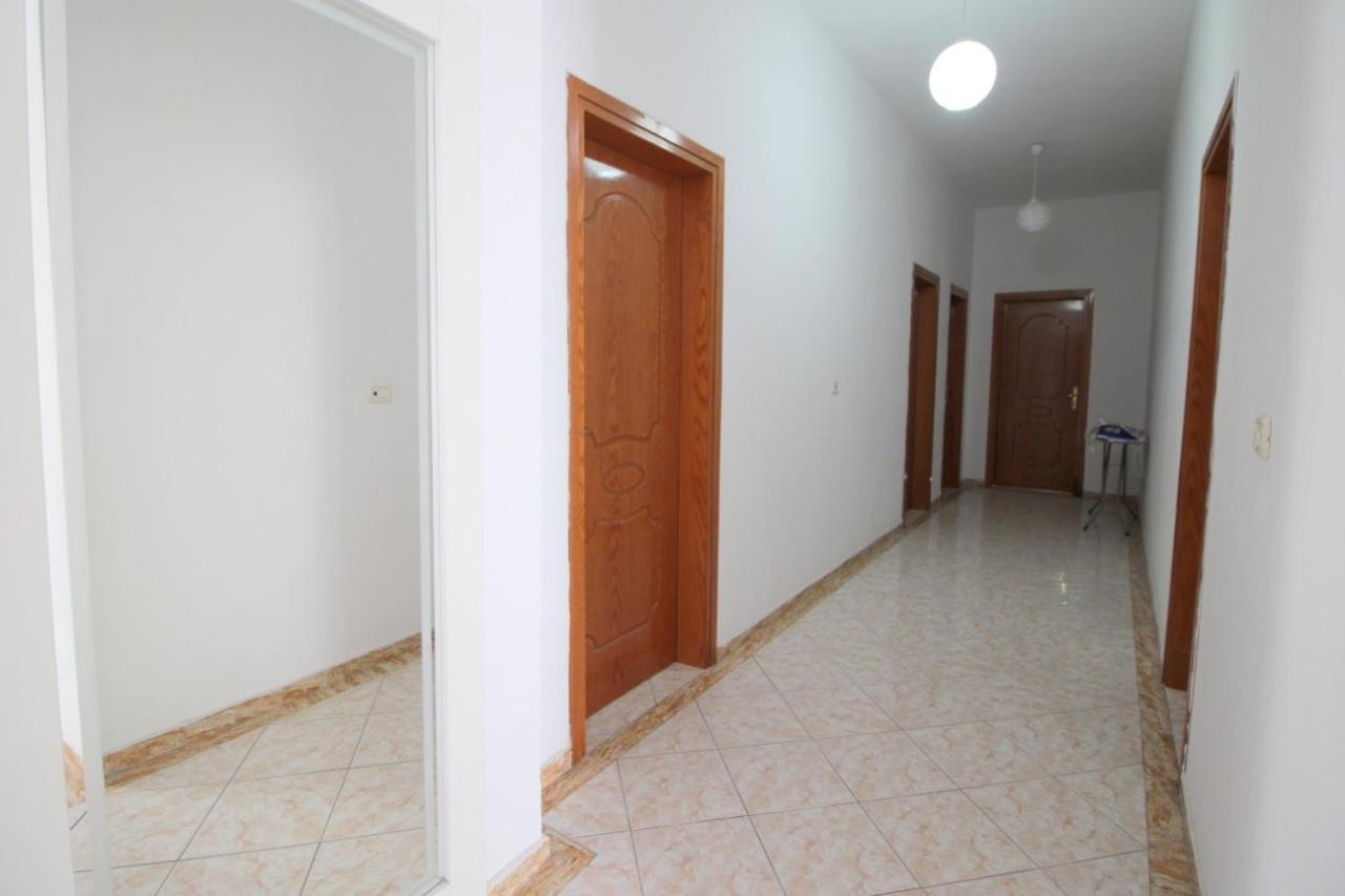 Hotel Vila Vilson Sarandë Habitación foto